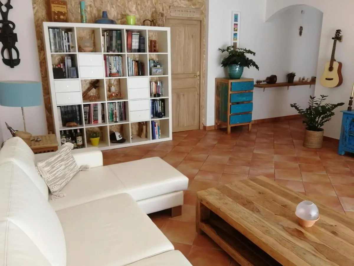 Bel Appartement Calme Et Proche Des Plages Hyeres Apartment