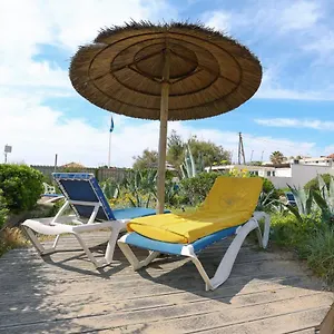 Appartement Acces Prive De La Bergerie, Hyères