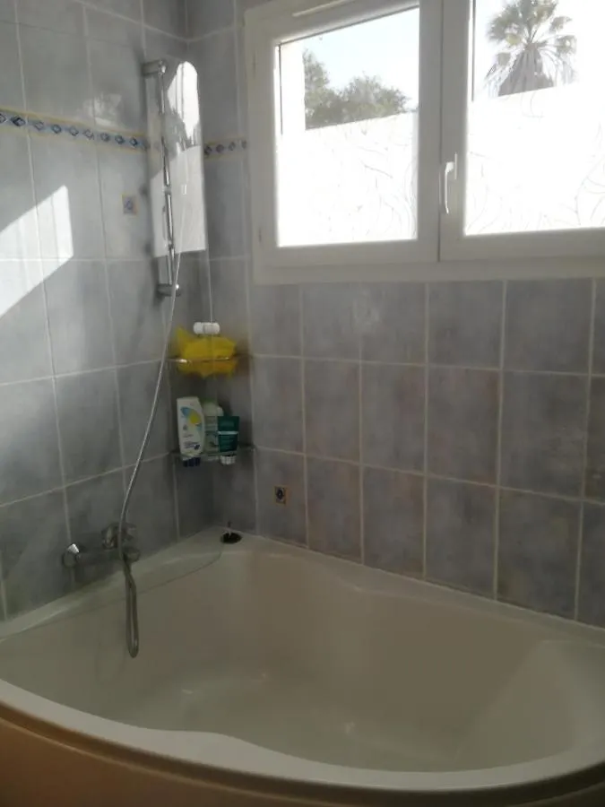Bel Appartement Calme Et Proche Des Plages Hyeres
